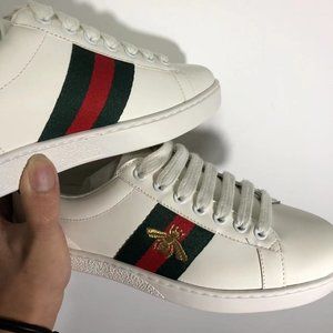 Gucci Bee sneakers for women